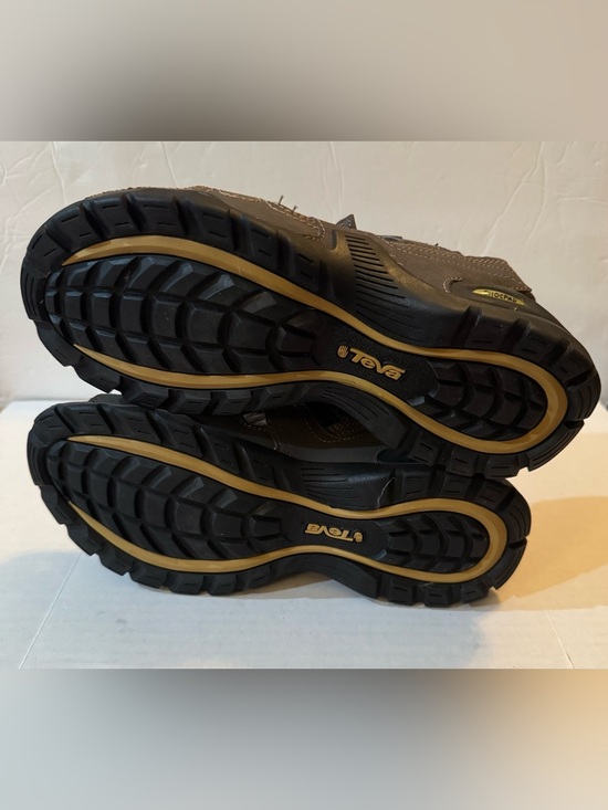 Teva Forebay Sandal for Men Size 8 main image 6